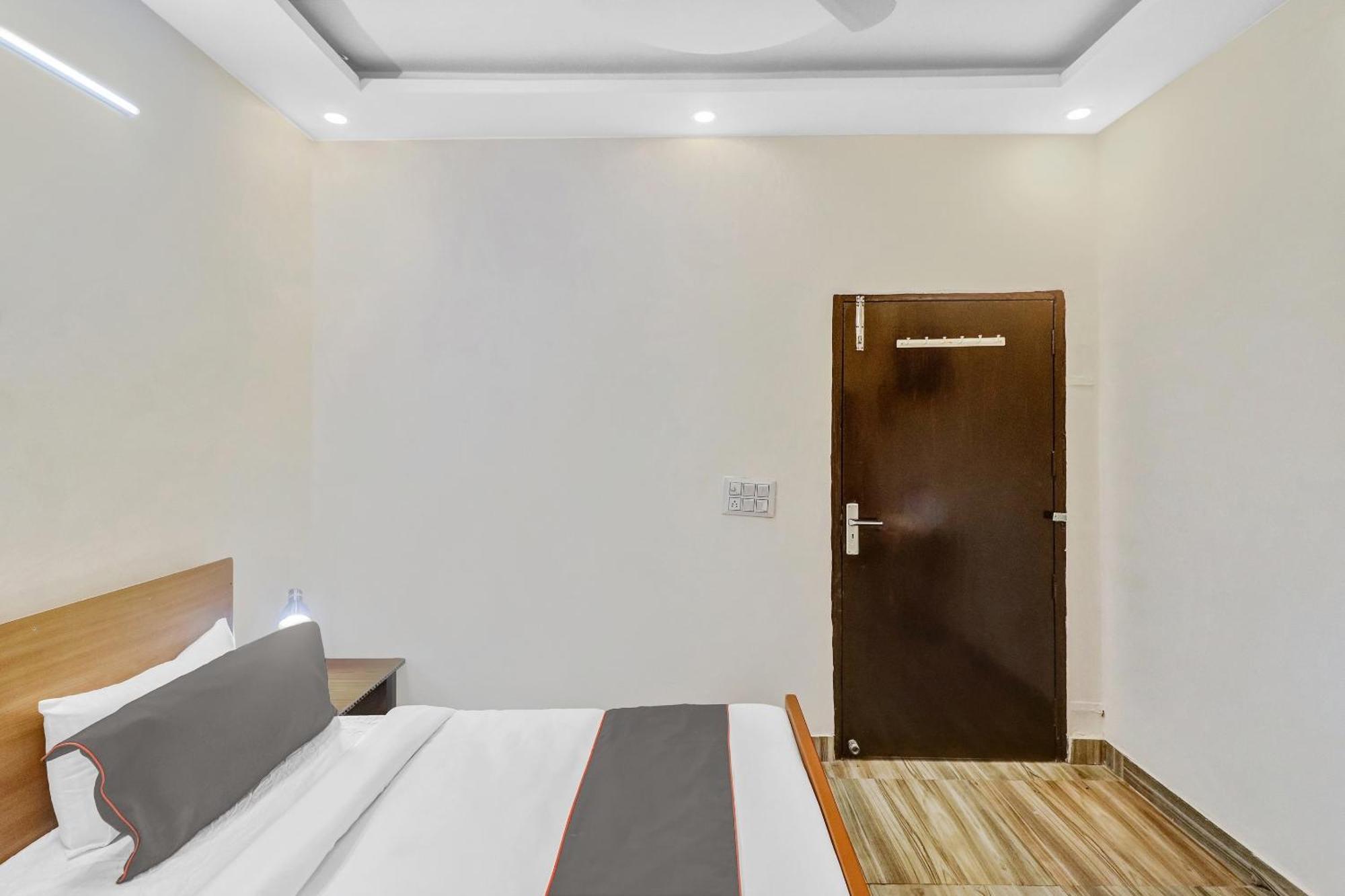 דלהי Super Capital O Moody Inn מראה חיצוני תמונה